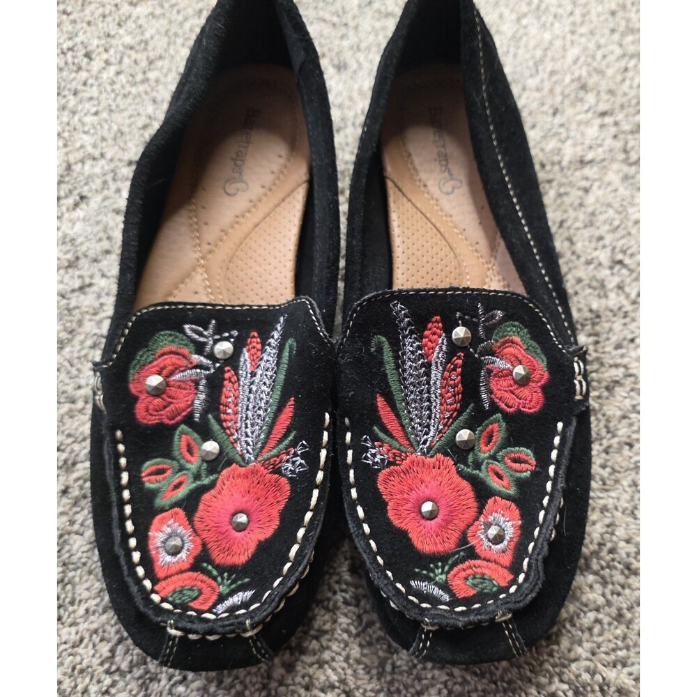 BareTraps Suede Loafers Otella Size 6.5 Black Floral Embroidered Slip On